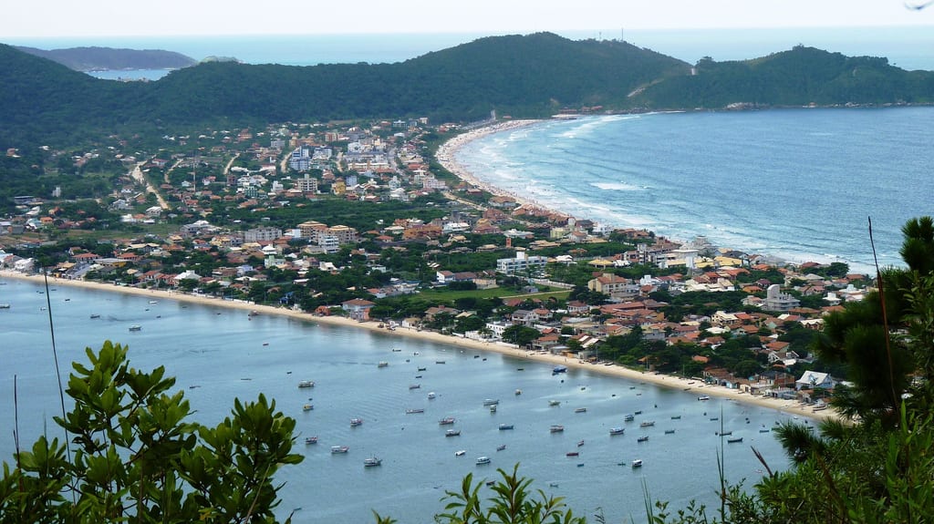 Imóvel para aluguel de temporada em Bombinhas